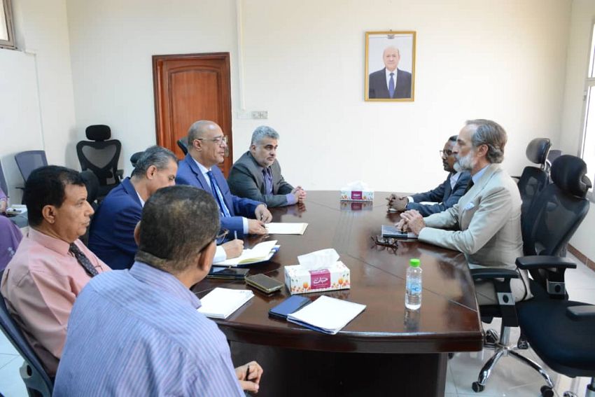 وزير التخطيط يبحث مع مسؤول أممي جهود معالجة تداعيات الأزمة الإنسانية في اليمن