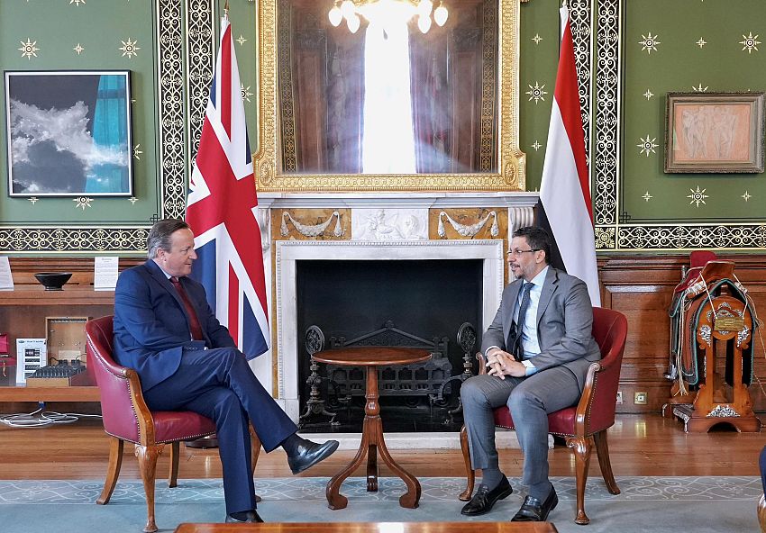 رئيس الوزراء يعقد جلسة مباحثات مع وزير الخارجية والكومنولث والتنمية البريطاني
