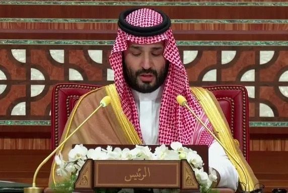 ولي العهد السعودي يؤكد مواصلة المملكة تقديم المساعدات والدعم الاقتصادي لليمن