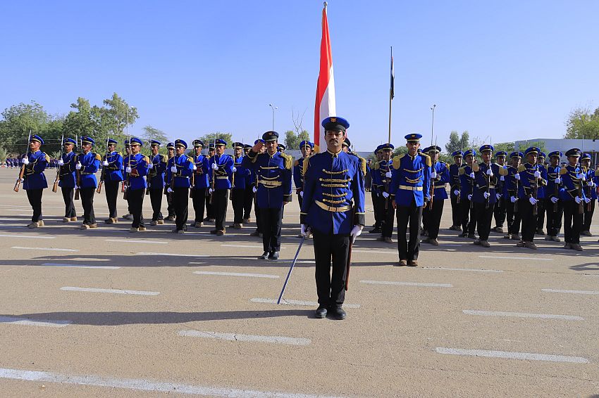 عرض عسكري في مأرب احتفاء بالعيد الوطني الـ ٣٤ للجمهورية اليمنية ٢٢ مايو