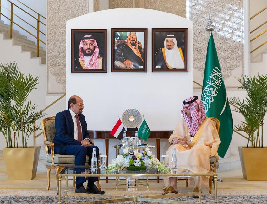 وزير الخارجية يلتقي نظيره السعودي